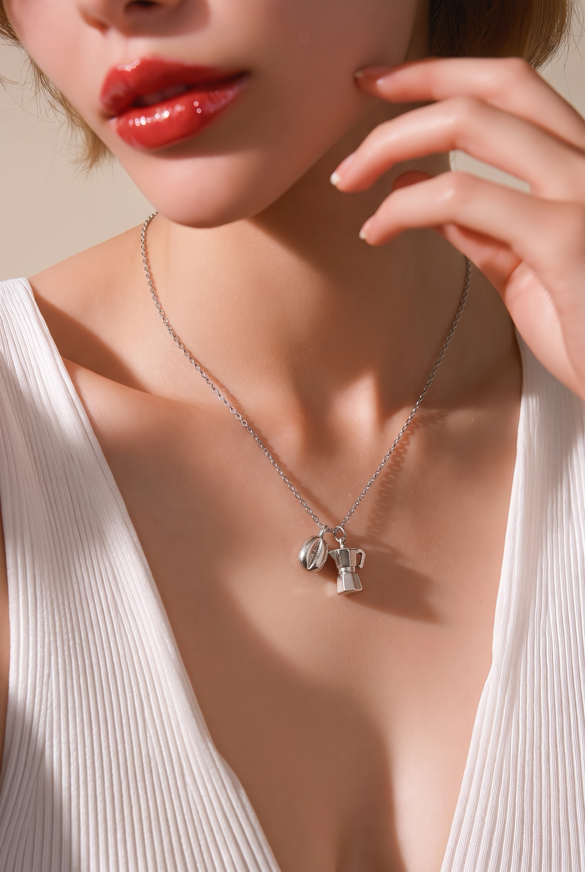 Colaito Necklace